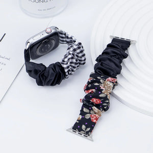 Scrunchie Strap for Apple watch band 44mm 40mm correa iWatch 38mm 42mm belt Solo Loop watchbands for series 7 6 SE 5 4 3 Bracelet