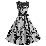 Women 1950s Vintage Boatneck Sleeveless Vintage Tea Dress with Belt