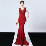 Green V-neck Appliques Beading Long Satin Evening Dress See-through Back Elegant Evening Party Dress