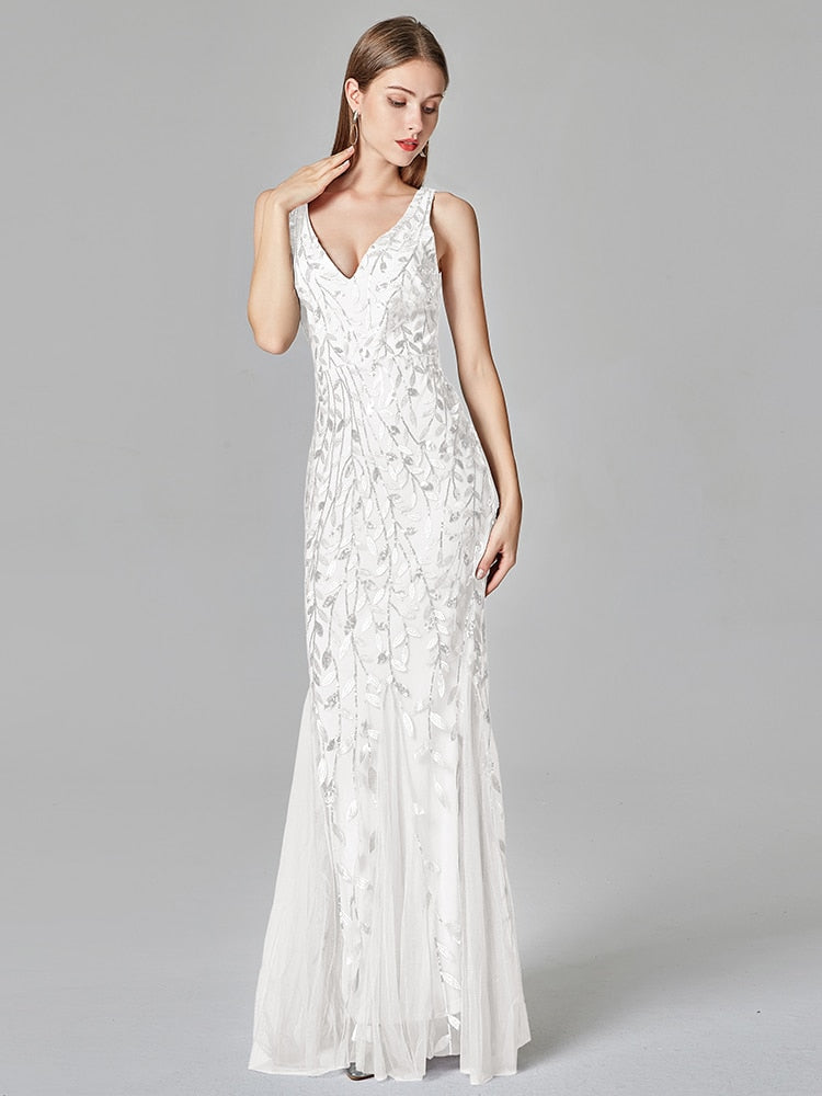Silver Gray Elegant Fashion Evening Dresses Sexy Simple V Collar Open Back Sleeveless Embroidered Beads Fishtail Dress Gown