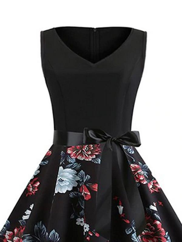 Black 1950s Floral Belted Swing Dress